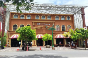 Besaran Gaji dan Jam Kerja Wisata Kampung Coklat, Simak Sebelum Loker Ditutup