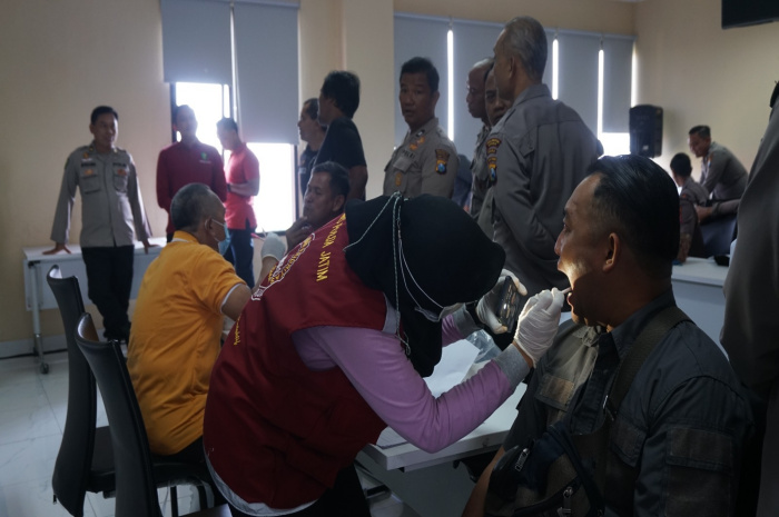 Dokkes Polresta Sidoarjo Laksanakan Dental Fitnes Personil Polri dan ASN