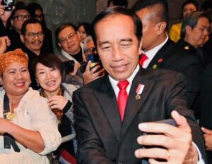 Servei Voxpopuli Research Center, Kepuasan Terhadap Kinerja Jokowi Capai 80,6 Persen