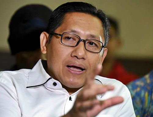 Anas Urbaningrum mengantikan posisi Gede Pasek Suardika yang sebelumnya menjabat sebagai ketua.