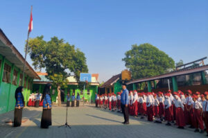 SDN Suko 1 Sidoarjo Gelar Upacara Bendera Peringati HUT RI