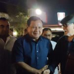 Calon presiden Prabowo Subianto berkunjung dan sapa para relawan Bolone Mase di Kota Solo, Jawa Tengah.
