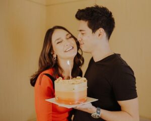 Rayakan Ulang Tahun ke 40, Luna Maya Ogah Ditinggal Maxime Bouttier
