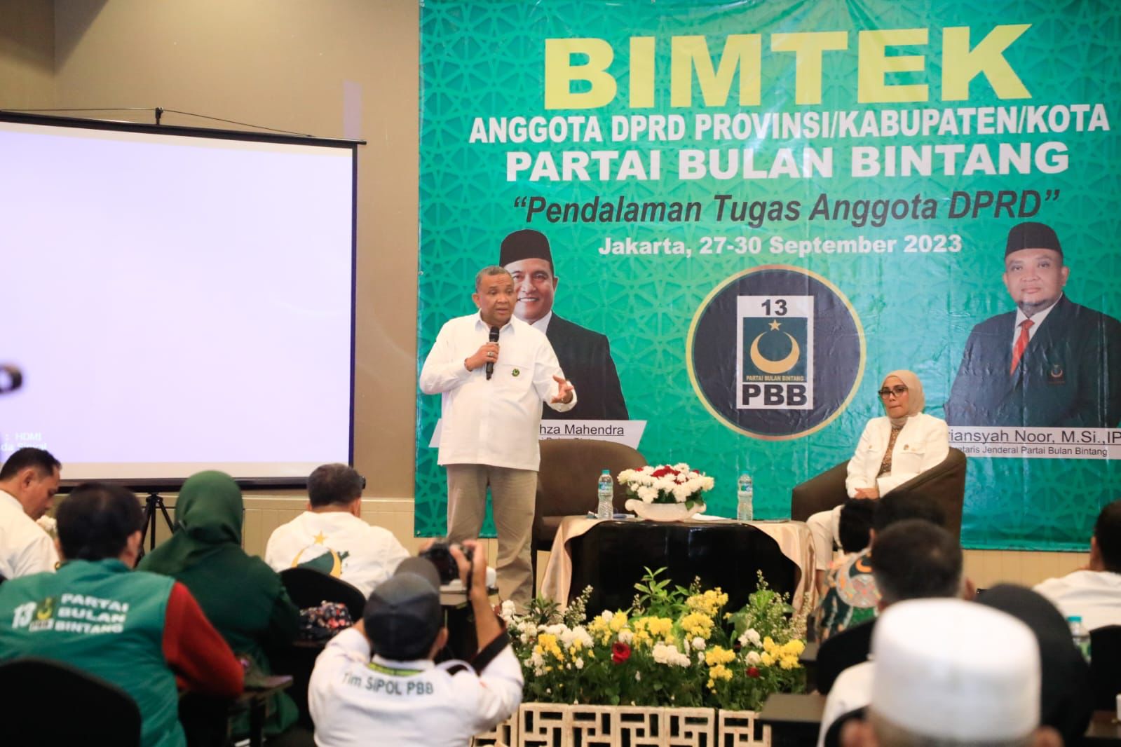 DPP Partai Bulan Bintang gelar Bimtek DPRD Provinsi, Kabupaten, dan Kota di Swiss-Belresidences, Jakarta, Rabu (29/9). (DPP PBB)