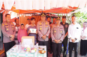 Kapolresta Sidoarjo Kunjungi Vicky Korban Tragedi Kanjuruhan Malang