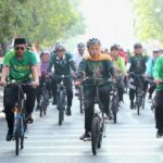 Gubernur Khofifah, Bupati Sidoarjo, Ahmad Muhdlor Ali ikuti Gowes Gemilan
