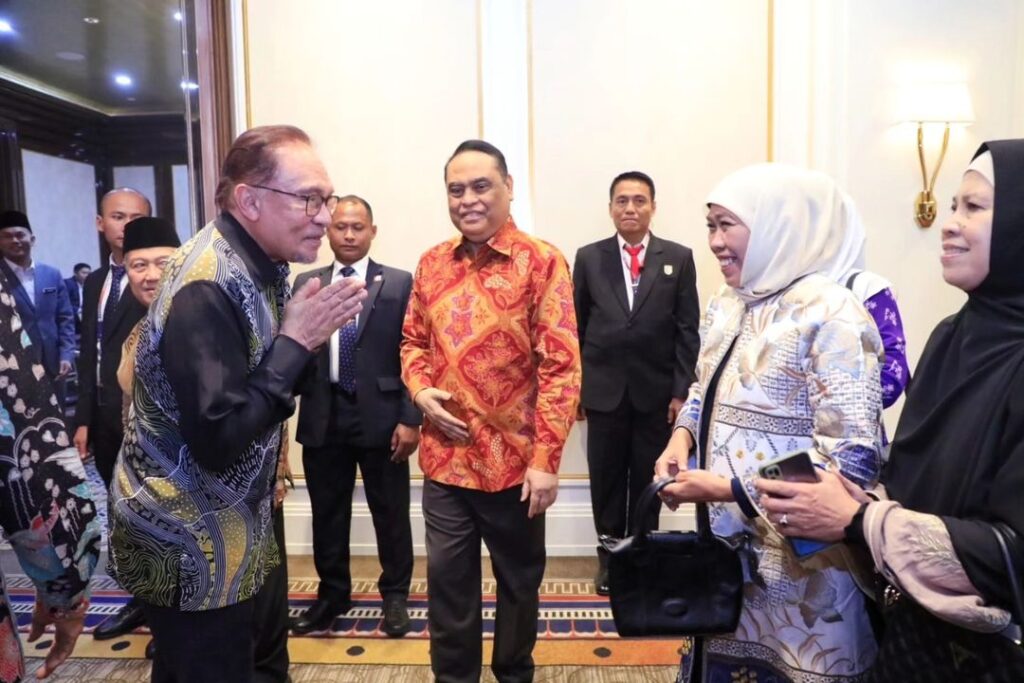 Gubernur Khofifah Beri Tawaran Malaysia Berinvestasi di Jawa Timur