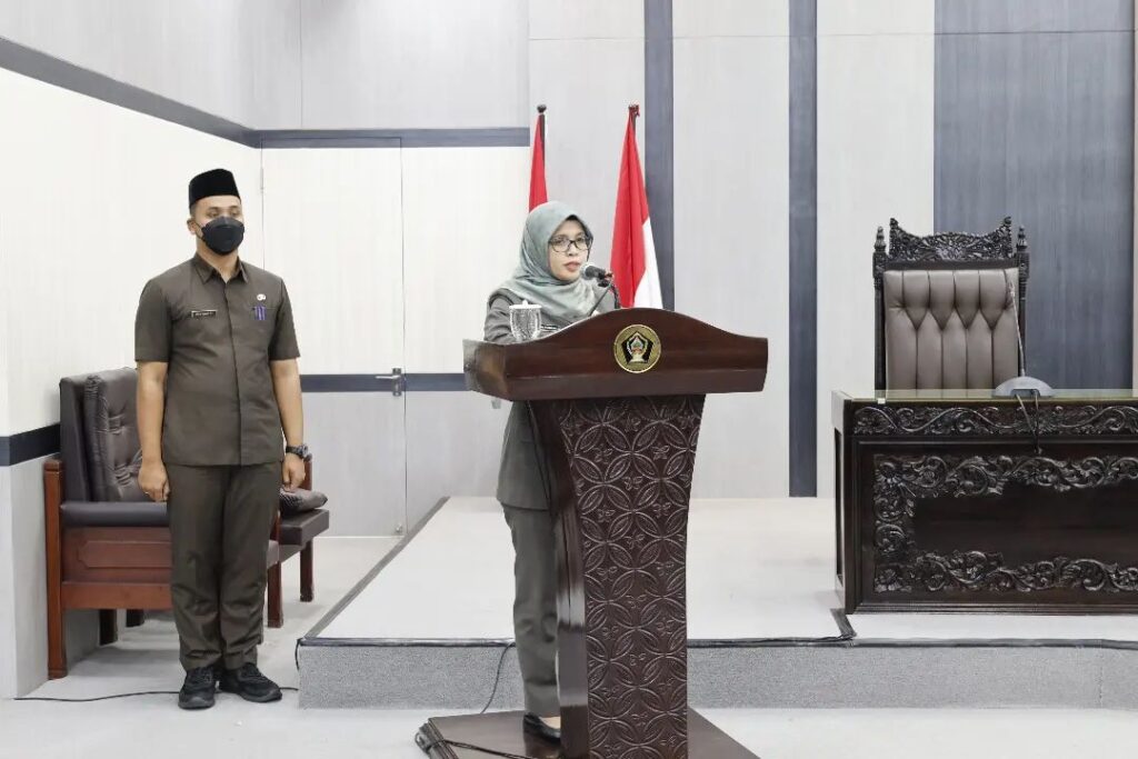 Bupati Blitar Sampaikan Ranperda Perubahan APBD 2023