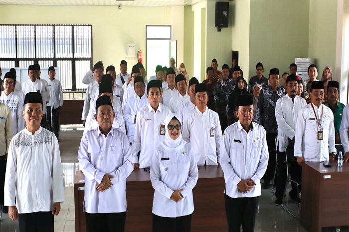 Bupati Blitar Rini Syarifah hadiri pengukuhan Badan Kesejahteraan Masjid (BKM) Kabupaten Blitar.