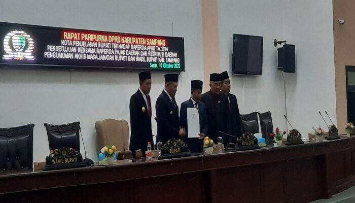 DPRD Sampang Gelar Paripurna Pengumuman Akhir Masa Jabatan Bupati dan Wabup Sampang