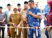 Bupati Blitar Potong Pita Peresmian Pangkalan Udara Abdulrachman Saleh