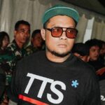 Virgoun dikabarkan kepergok sedang dekat dengan seoarang perempuan