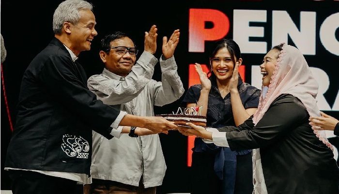 Dapat Petunjuk Spiritual Jadi Alasan Yenny Wahid Dukung Ganjar Pranowo-Mahfud MD