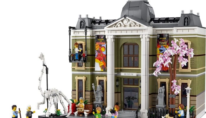 Akan Segera Rilis Lego Icons Natural History Museum dengan Kerangka Dinosaurus