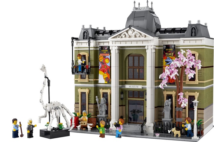 Akan Segera Rilis Lego Icons Natural History Museum dengan Kerangka Dinosaurus