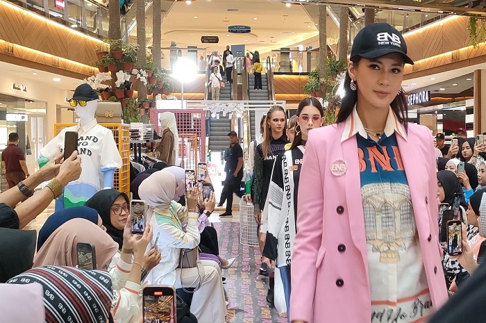 Sogo Boyong Koleksi Terbaru BNB New York Kolaborasi dengan Paula Verhoeven