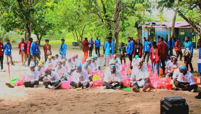 Mahasiswa di Sorong Gelar Orientasi Kenalkan Aktivitas Kampus
