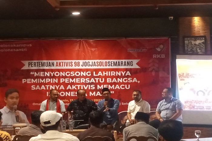 Jaringan aktivis 98 Jogja, Solo dan Semarang (Joglosemar) menggelar pertemuan menyongsong Pemilihan Presiden pada 2024 mendatang.