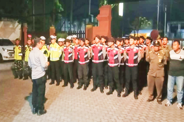 Operasi gabungan dalam rangka penertiban balap liar dikawasan Jalan Raya Bypass Balongbendo
