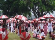 Puncak HUT SMK Swadaya Temanggung ke 40 Disemarakkan dengan Karnaval Tari Payung