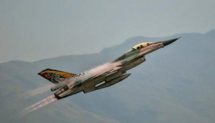 Pesawat Tempur F-16 Militer Bolivarian Tembak Jatuh Pesawat Musuh yang Melanggar Wilayah Udara Venezuela