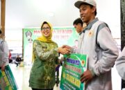 Bupati Blitar Rini Syarifah Berikan Penghargaan kepada Atlet Kabupaten Blitar, Menyemai Bibit Prestasi Unggul