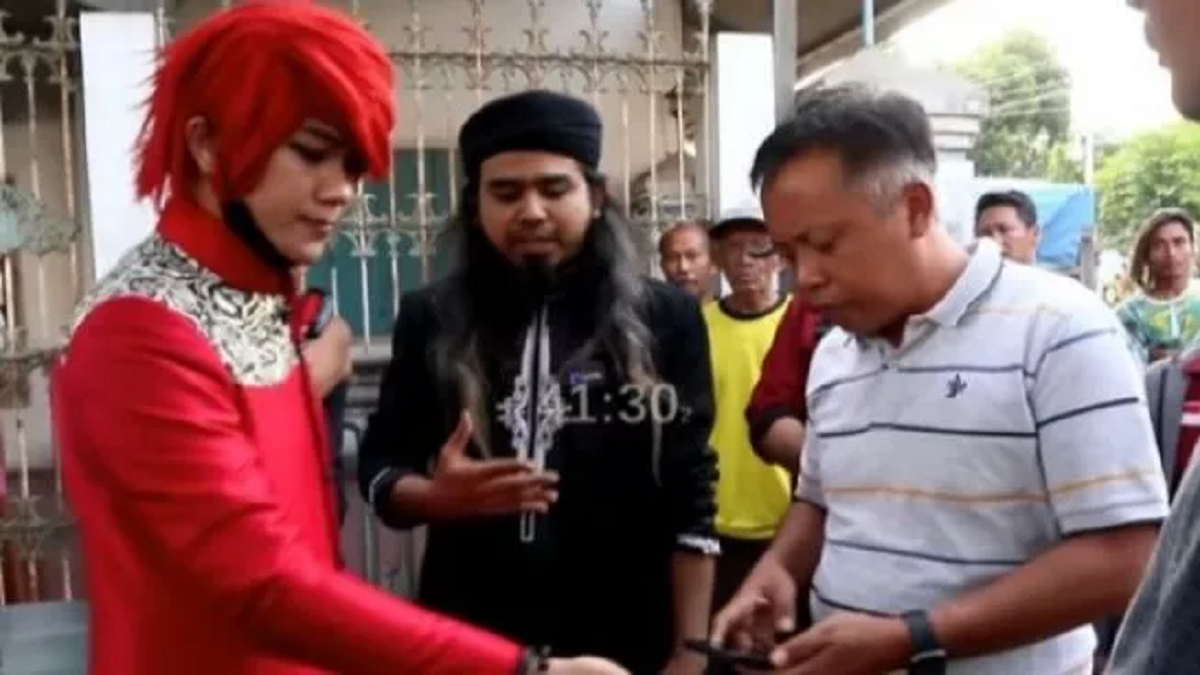 PN Blitar Bebaskan Gus Samsudin, Ini Trik yang Pernah Dibongkar Pesulap Merah