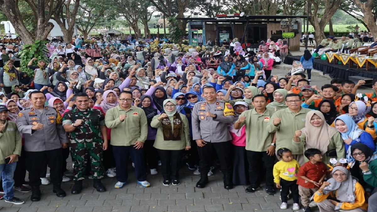Peringati Harganas, Bupati Blitar Launching Program Percepatan Penurunan Stunting