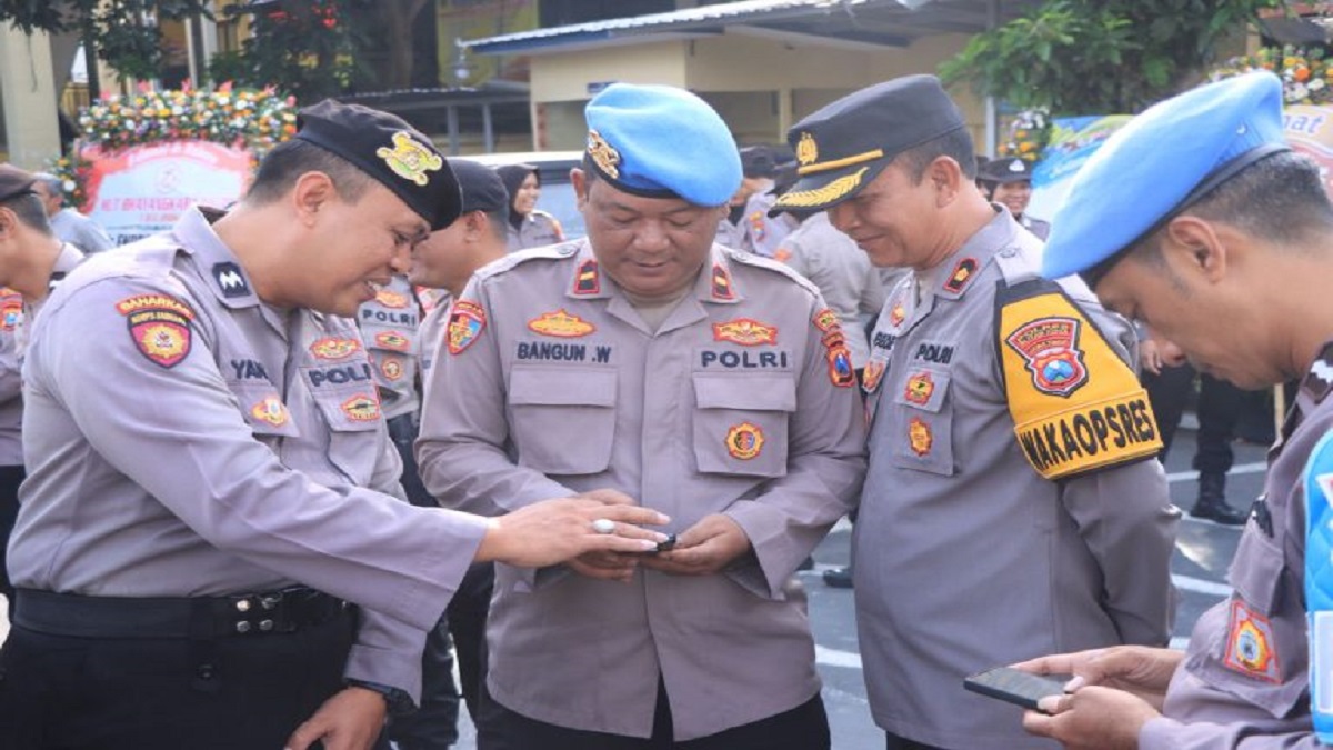 Adakah Anggota Polres Blitar Kota Kecanduan Judi Online dan Terjerat Pinjol