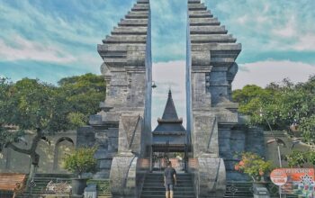 Wisata Blitar Makam Bung Karno dan Kedua Orang Tuanya
