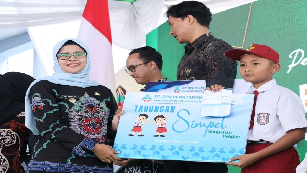 Bupati Blitar Resmikan Kantor BPR Penataran, Ini Harapanya?