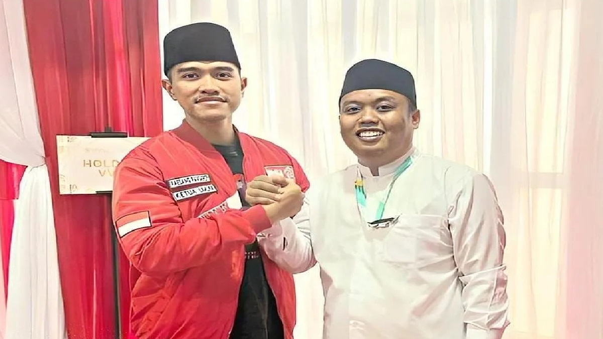 Mantan Ketua PKC PMII Jatim Abdul Ghoni Dampingi Bupati Rini Maju Pilkada 2024