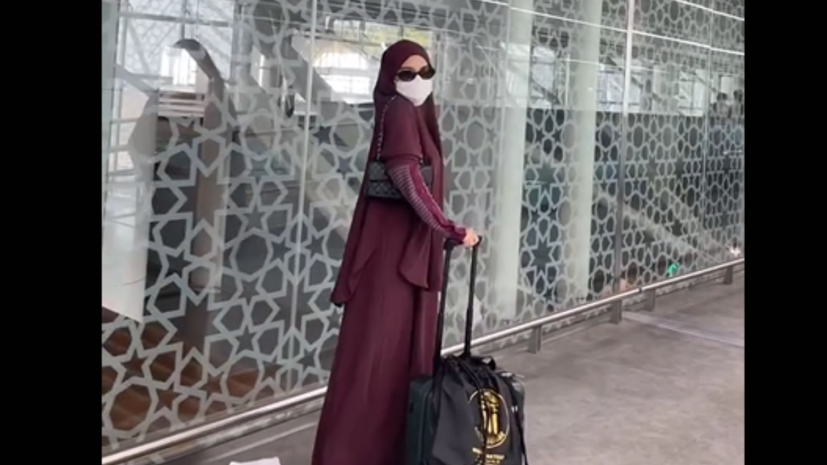 Istri Pratama Arhan, Azizah Salsha Berangkat Umrah Ditengah Isu Perselingkuhan