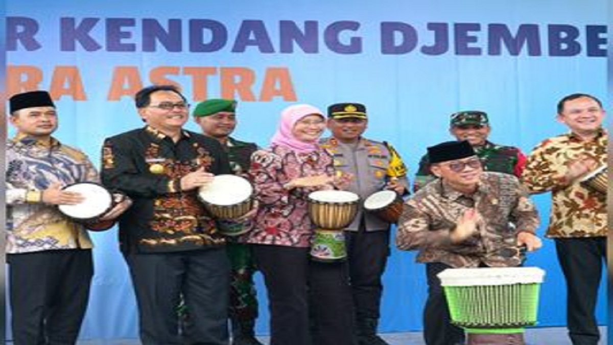 Pjs Bupati Blitar Dampingi Menteri Desa, Lepas Ekspor Kendang Djembe