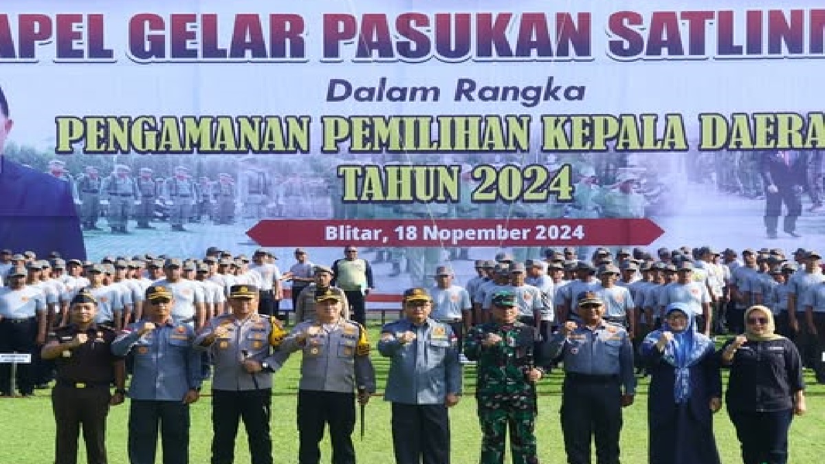 Pjs Bupati Blitar Pimpin Apel SATLINMAS Pilkada Tahun 2024