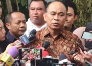 Jokowi, Gibran, dan Bobby Tak Lagi di PDIP, Projo Buka Pintu