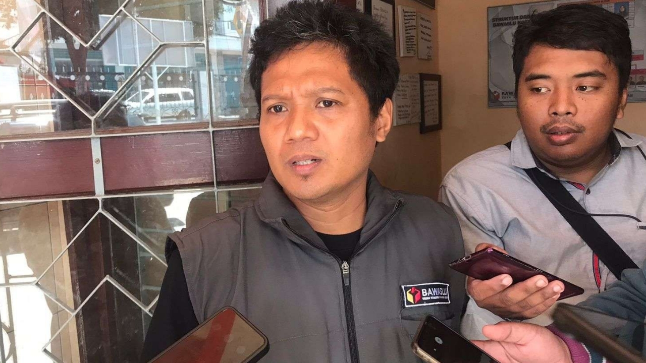 Profil Ketua Bawaslu Kota Blitar yang Dapat Teguran MK karena Diduga Beri Keterangan Palsu