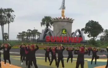 Tugu Keris Desa Sendang Ramai Pengunjung di Akhir Pekan