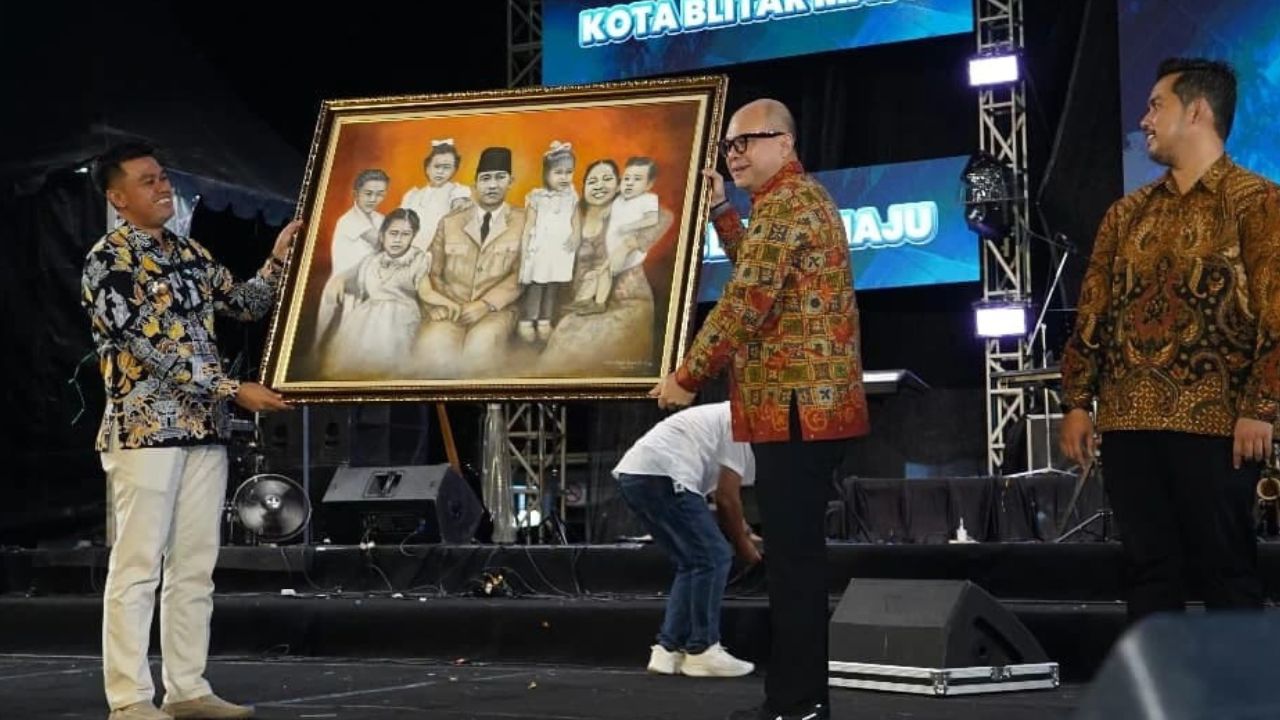 Mas Ibin Luncurkan 11 Program Unggulan di Puncak Perayaan Hari Jadi Kota Blitar