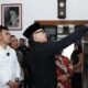 Mas Ibin Dampingi Wamendagri Bima Arya Ziarah Makam Bung Karno dan Tempat Wisata Bersajarah