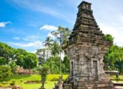 Sejarah dan Arsitektur Megah Candi Penataran di Blitar