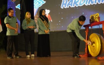 Gebyar Hardiknas di Blitar, Mas Ibin Dorong Peningkatan Kualitas Pendidikan dan Pelayanan