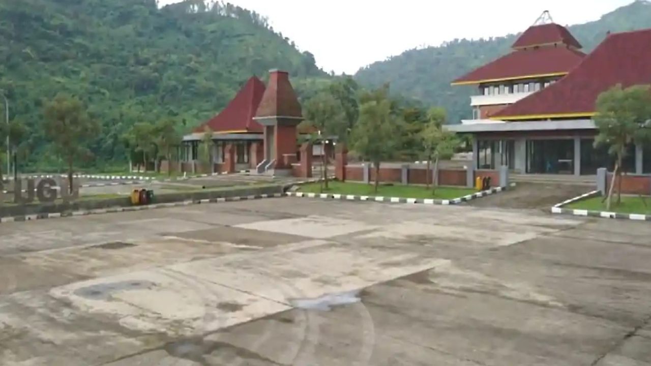 Anjungan Cerdas Trenggalek Dibuka, Nikmati Spot Foto Baru Bendungan Tugu